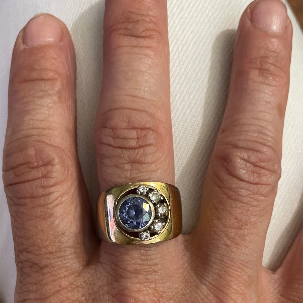 BGE Gold Ring with purple amethyst Gemstone and Diamonds